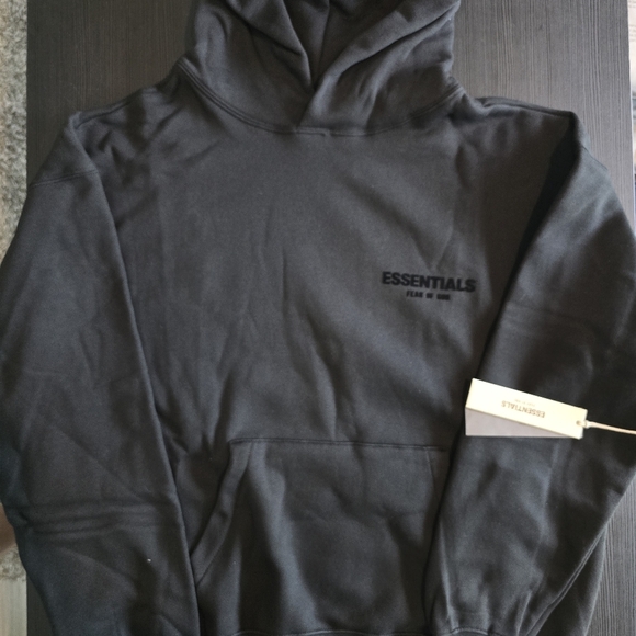 Essentials Fear of God Hoodies - Black Hoodie - Picture 2 of 6